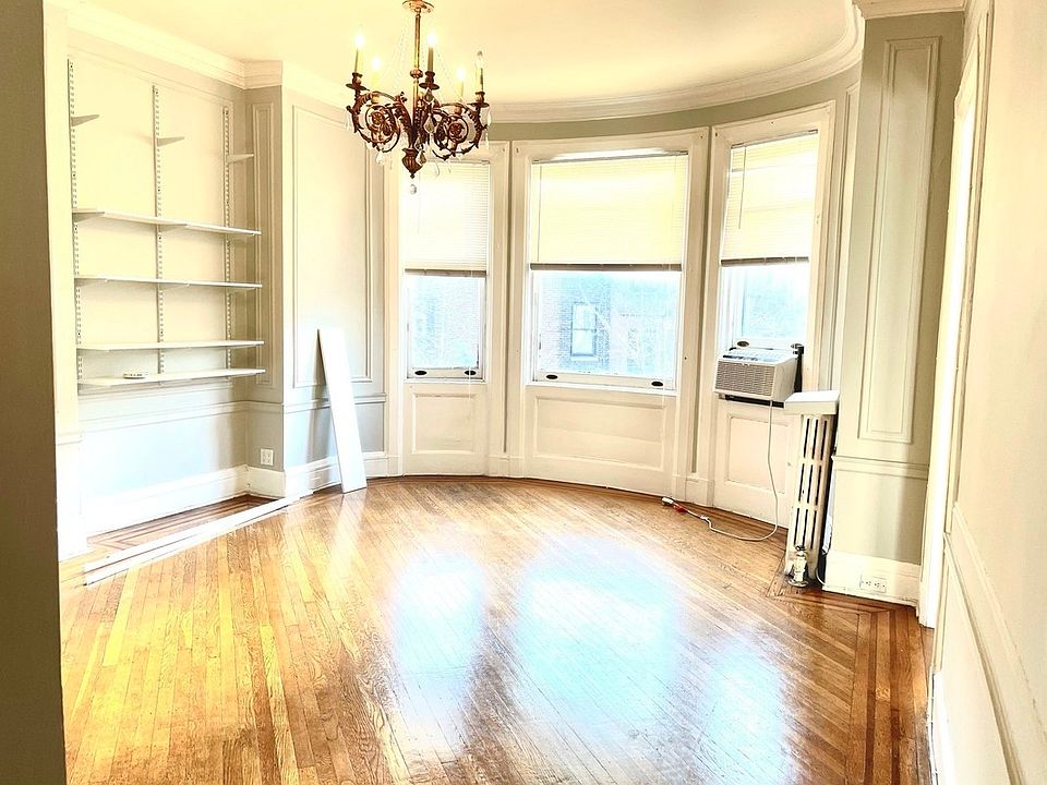 1st image of 319 Garfield Pl APT 3