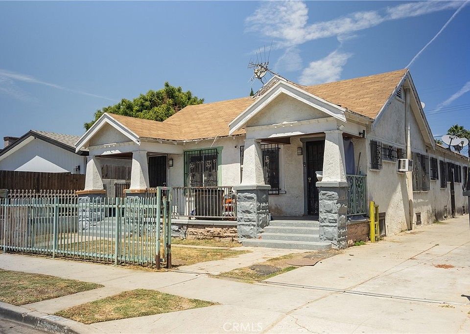1st image of 1631 W 38th St