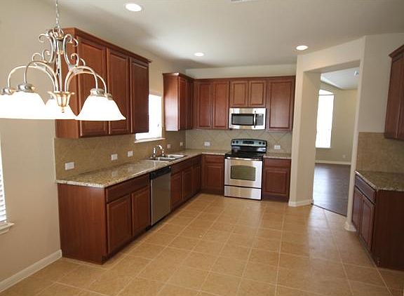 3rd image of 1712 Colorado Bend Dr
