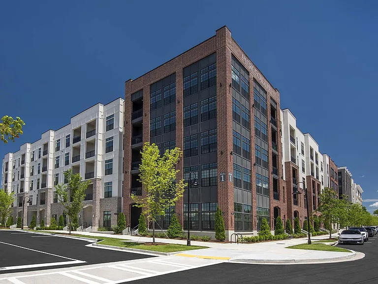 Chamblee City Heights Apartments — Photo 37