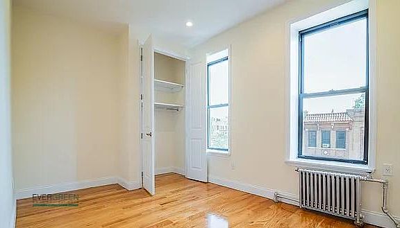 5th image of 24 Rogers Ave #4H