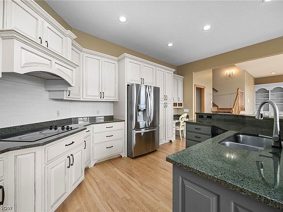 4th image of 51713 Bates Rd