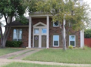 2414 Country Hollow Ln, Garland, TX 75040