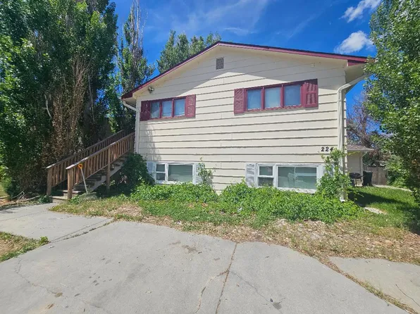 224 Indian Paintbrush St APT 2, Casper, WY 82604