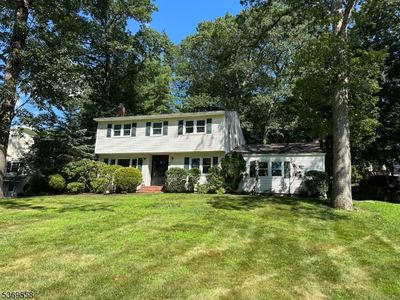 99 Exeter Dr, Berkeley Heights, NJ, 07922