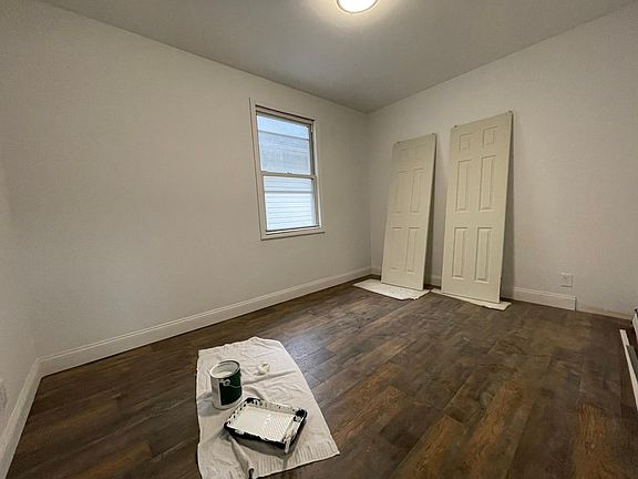 4th image of 73 Maryland Ave #2