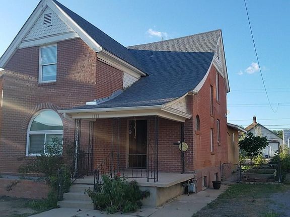 2nd image of 1111 E 8th St