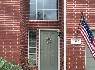 1007 Oak Falls Dr, Conroe, TX 77303