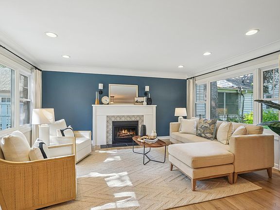 4th image of 3448 Humboldt Ave S