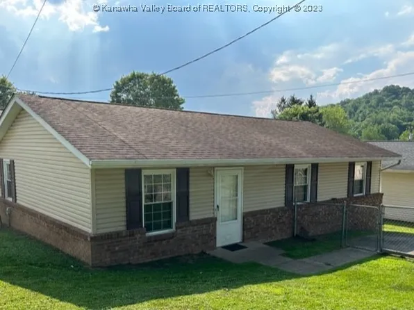 5406 Sierra Ln, Cross Lanes, WV 25313