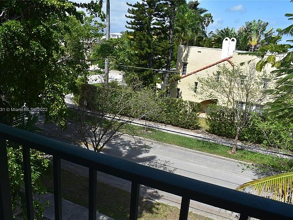 2nd image of 1777 Michigan Ave APT 304