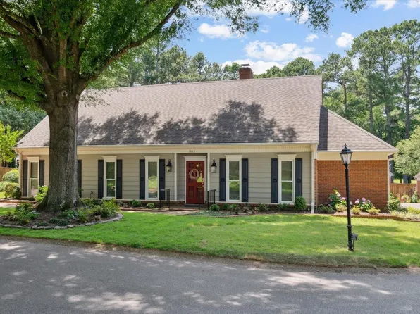 1939 Wicklow Way, Germantown, TN 38139
