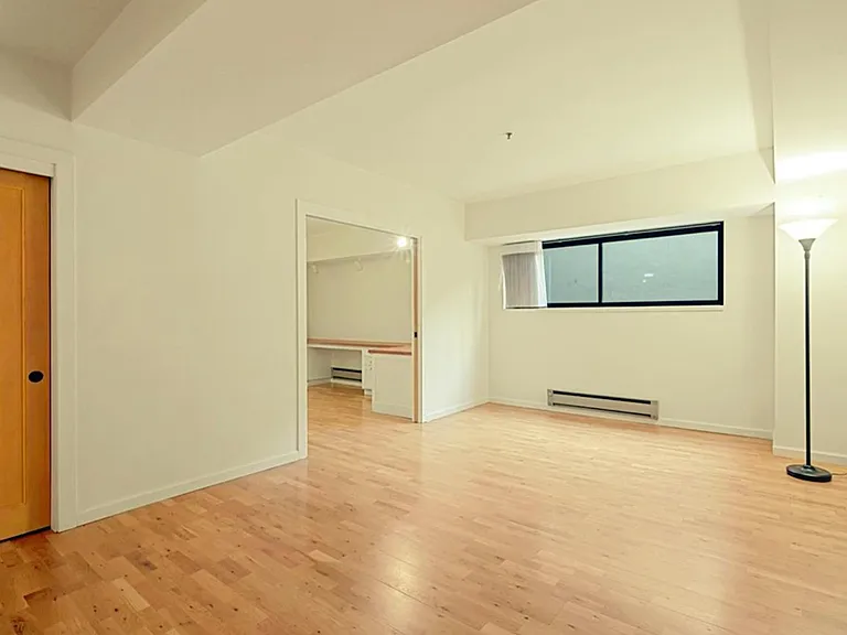 601 Van Ness Ave #151 — Photo 26