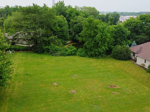 2nd image of 401 Jennings Dr