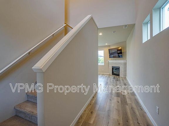 5th image of 8714 N 3rd Way