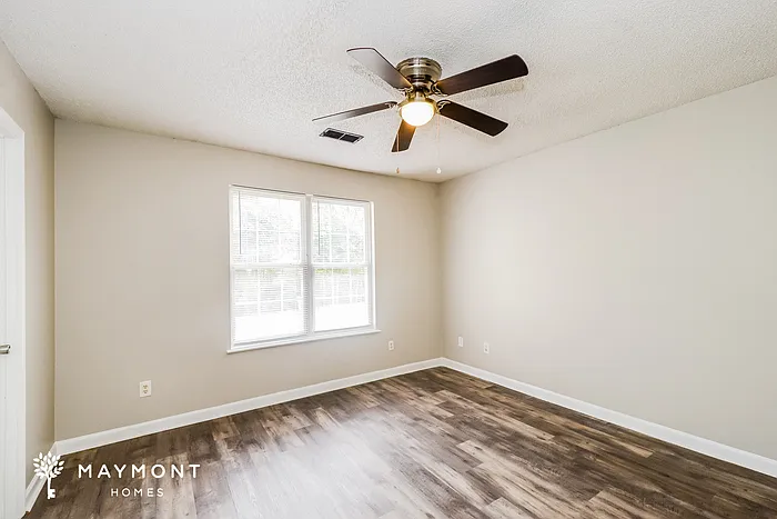709 Rockhaven Dr — Photo 9