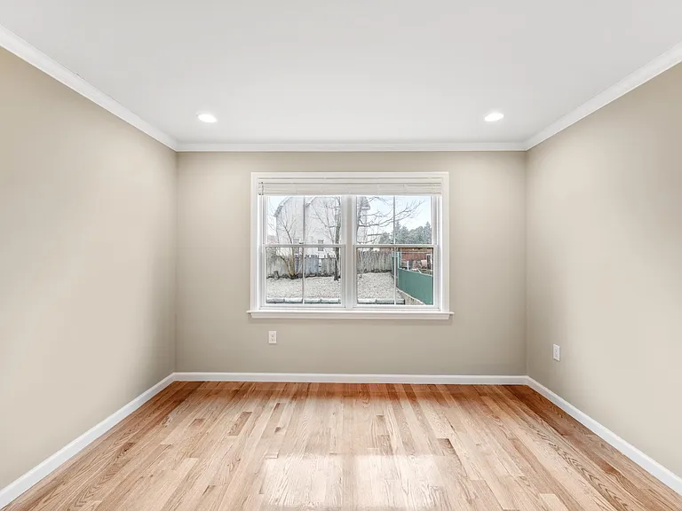 23 Richfield St #2 — Photo 5