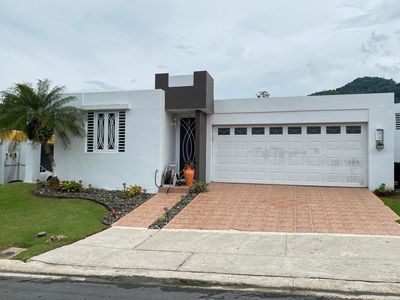 17 Calle Lagos #C, San Lorenzo, PR, 00754