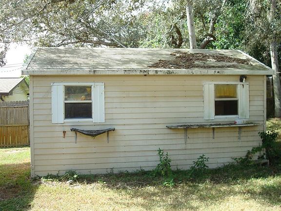 5th image of 2730 Nottingham Ct