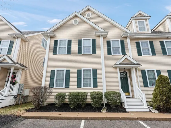 172 Dean St Unit 13, Taunton, MA 02780