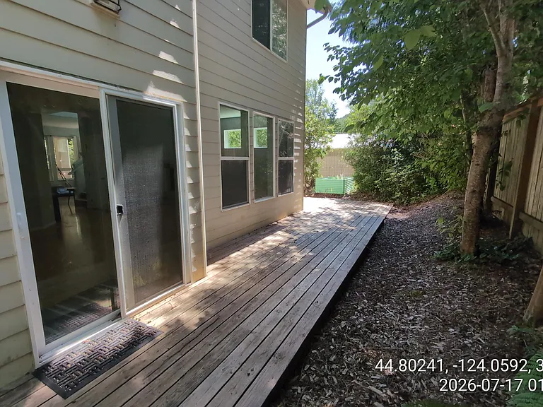 785 Indian Trail Rd — Photo 11