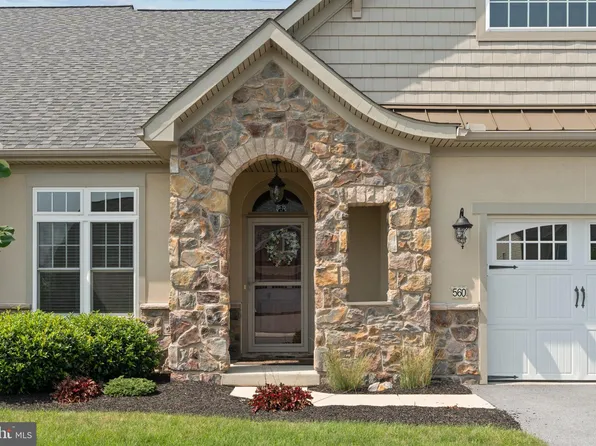 560 Springbrook Dr #U-0048, Palmyra, PA 17078