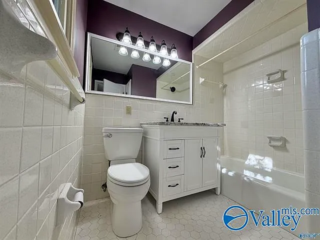 1208 Willowbrook Dr SE #C — Photo 14