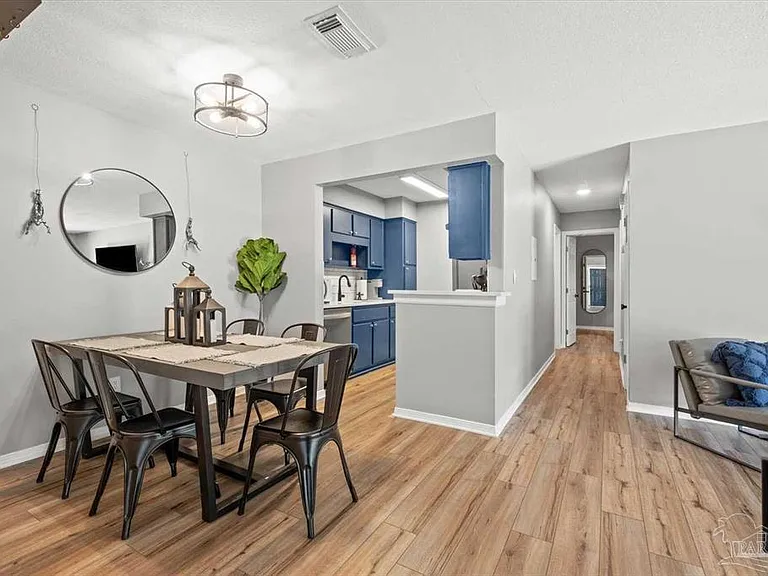 3783 E Olive Rd — Photo 8