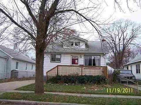 1st image of 23721 Hoover Ave