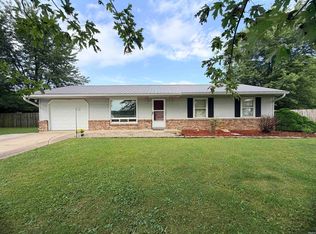 125 E Linn Rd, Bluffton, IN 46714