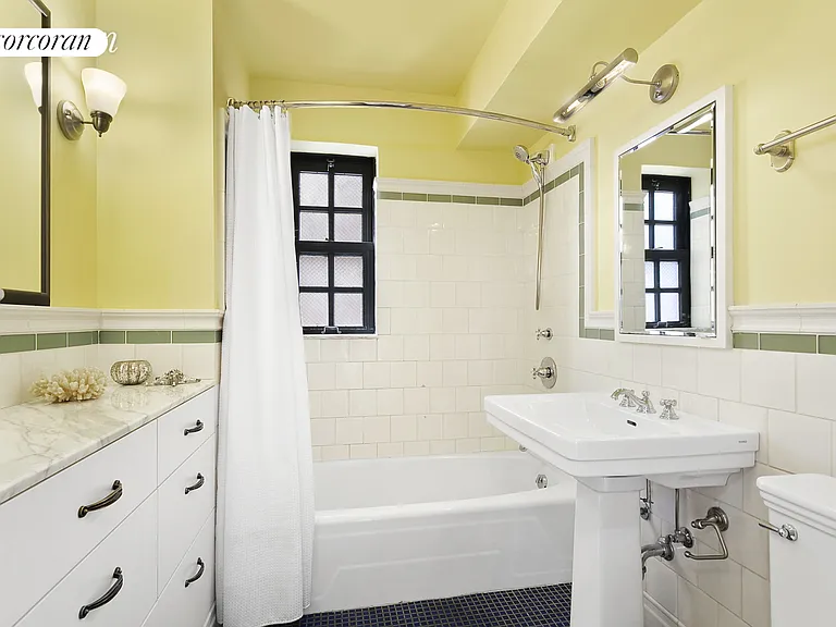 2 Horatio St #11P — Photo 5