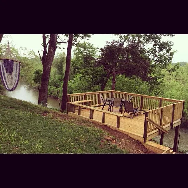1114 River Ct