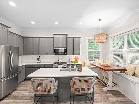 5th image of 230 Rearden Way