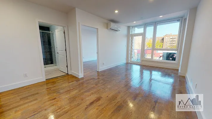 Rented by Metro Garden Realty NYC | media 49