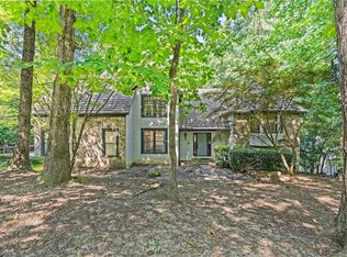 8240 Grogans Ferry Rd, Sandy Springs, GA 30350