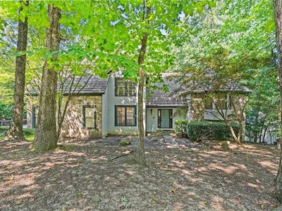 8240 Grogans Ferry Rd, Sandy Springs, GA, 30350