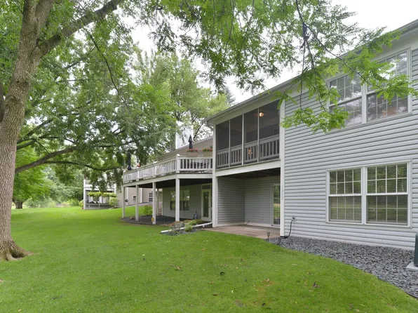 1262 Pond View Ln, White Bear Township, MN 55110