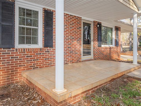 5th image of 1108 Knox Rd