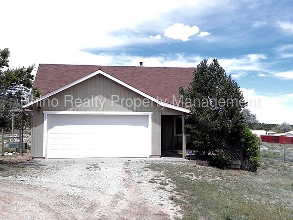 2nd image of 32 Calle Encantada