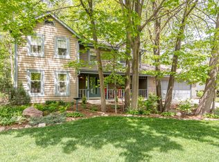 12840 W Weatherstone Blvd, New Berlin, WI 53151