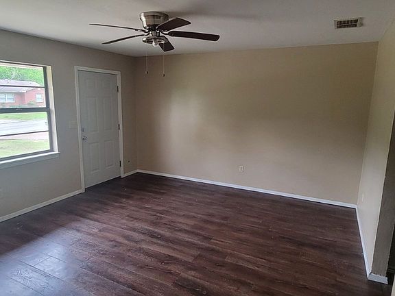2nd image of 380 Broadwater Ln #0