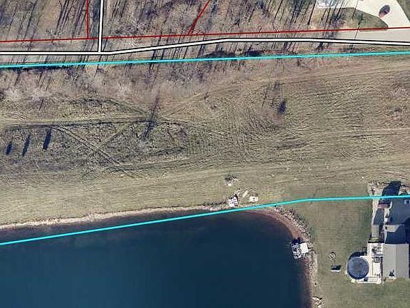 2nd image of 520 Paris Dr