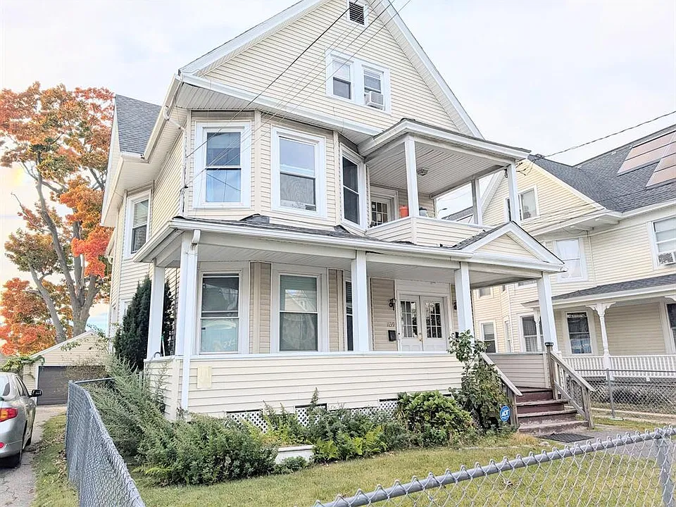 1139 Noble Ave