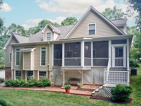 2nd image of Mooresville Park Cir
