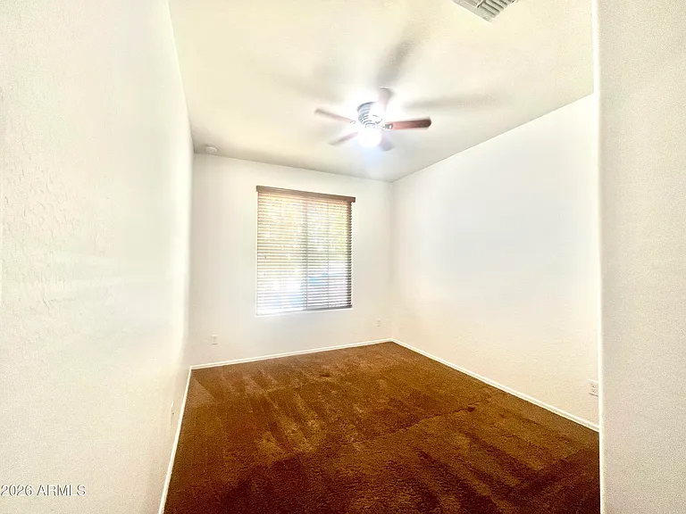 9437 W Jones Ave — Photo 6