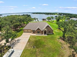 450 County Road 3674, Marquez, TX 77865