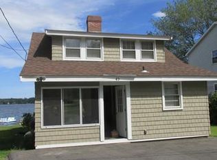 45 W Shore Rd, Merrimac, MA 01860