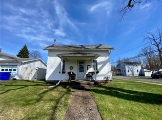 124 Clark St, Brockport, NY 14420