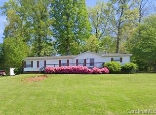 1201 Mays Chapel Church Rd, Newton, NC 28658