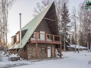 2231 Badger Rd, North Pole, AK 99705